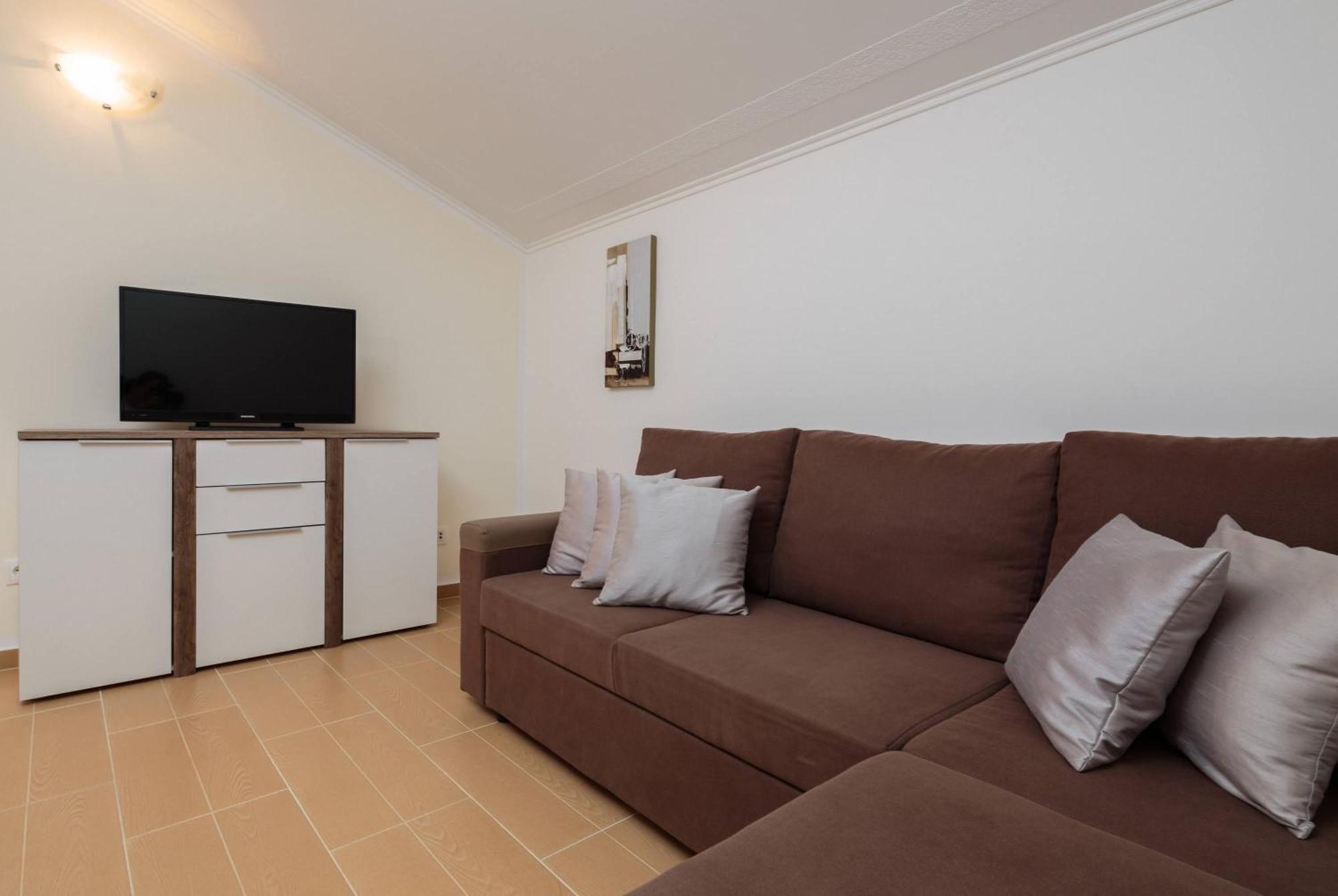 Apartment Krzelj 特罗吉尔 外观 照片