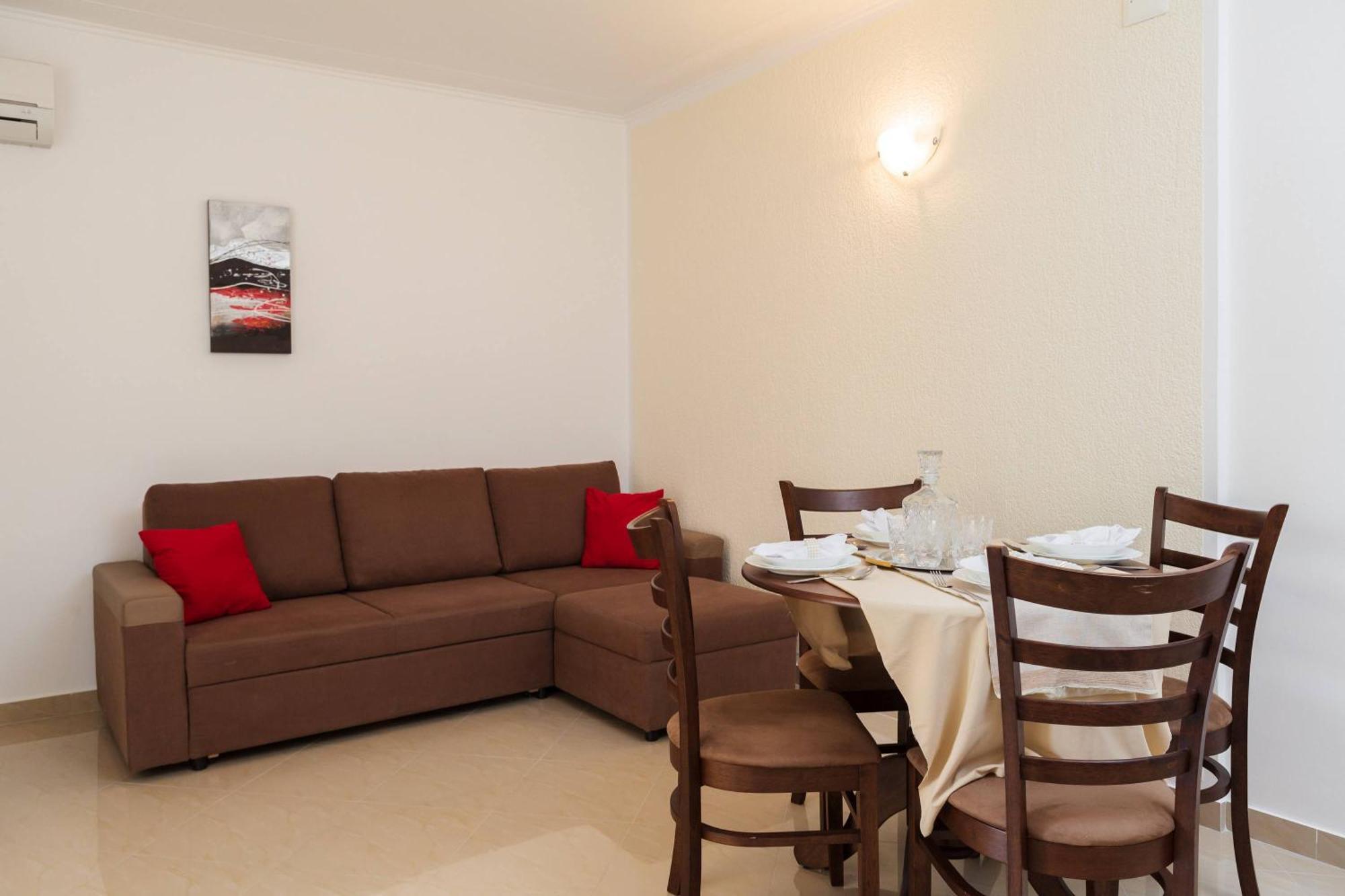 Apartment Krzelj 特罗吉尔 外观 照片
