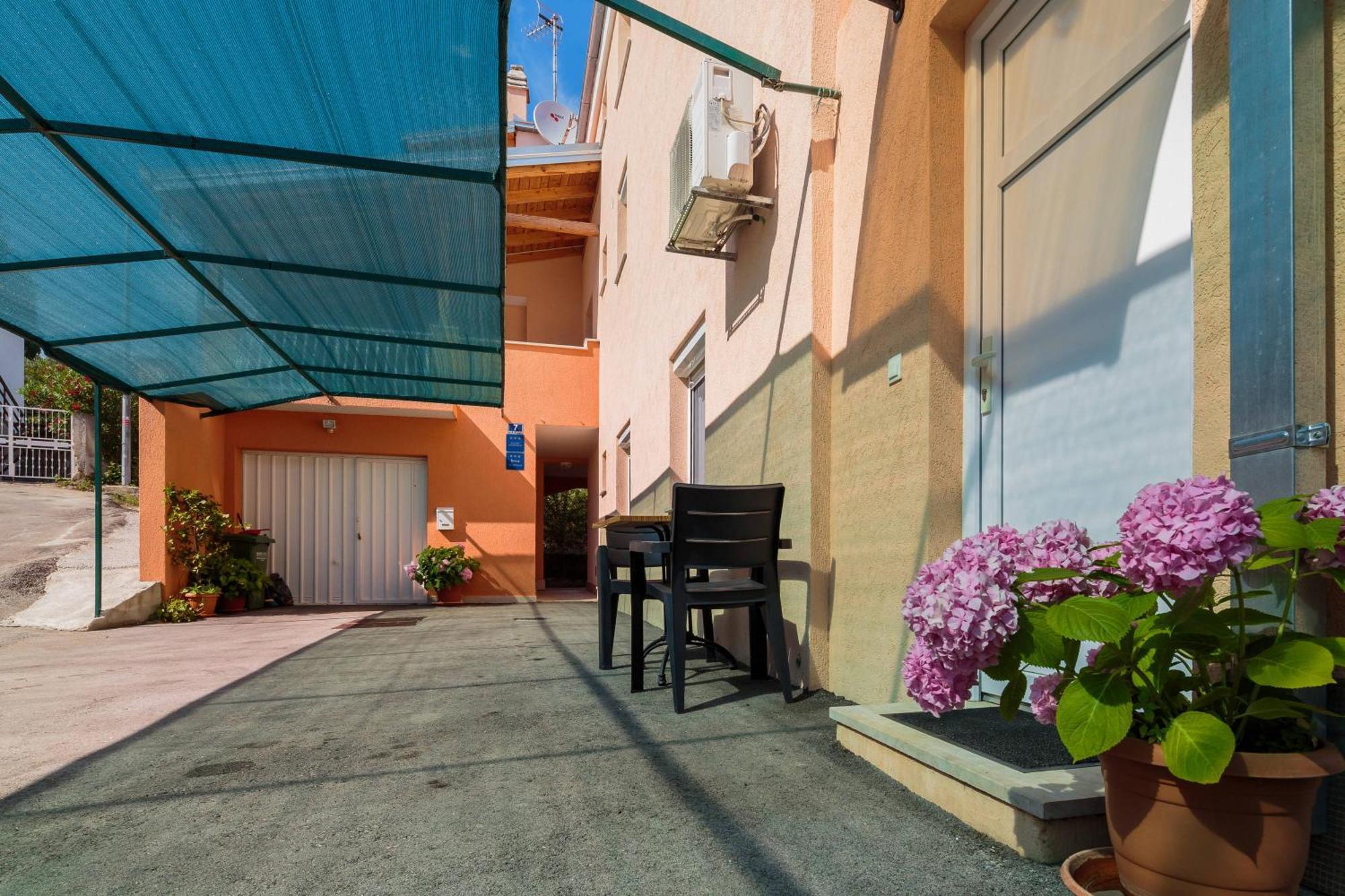 Apartment Krzelj 特罗吉尔 外观 照片
